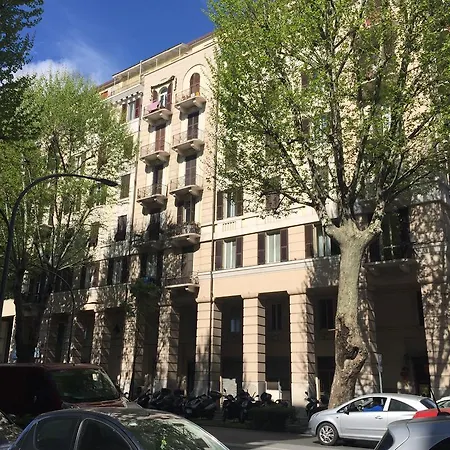 Con Terrazza Appartement *